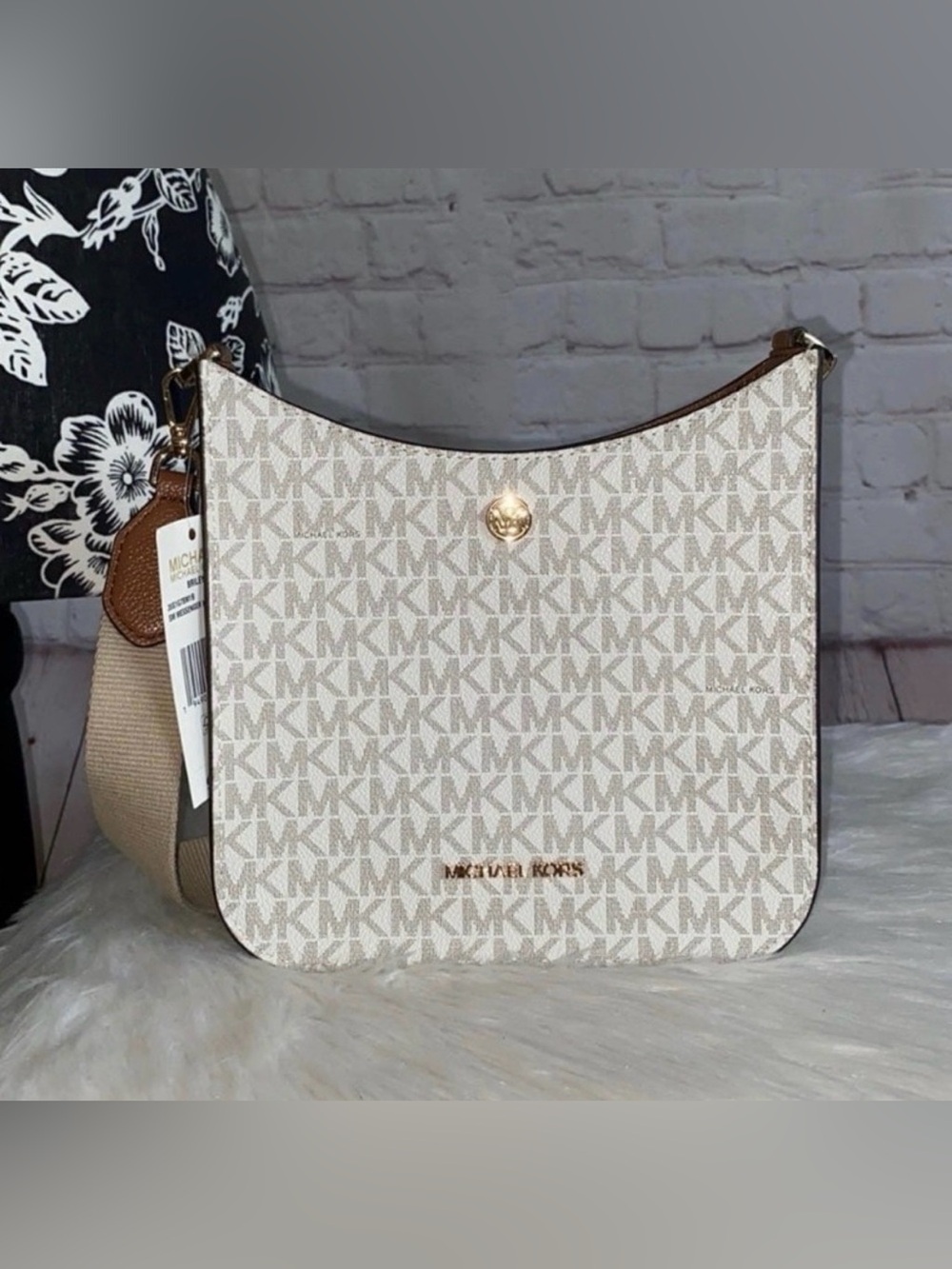 Michael Kors BRILEY Xbody
